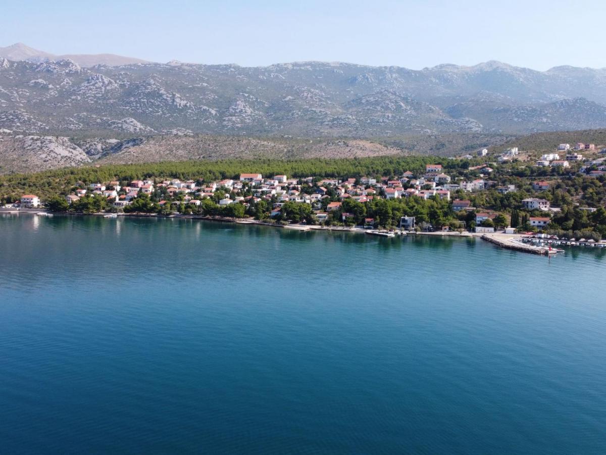 Holiday Home Velebit Rovanjska Buitenkant foto